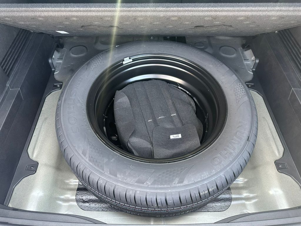 HYUNDAI CRETA BLACK 2023